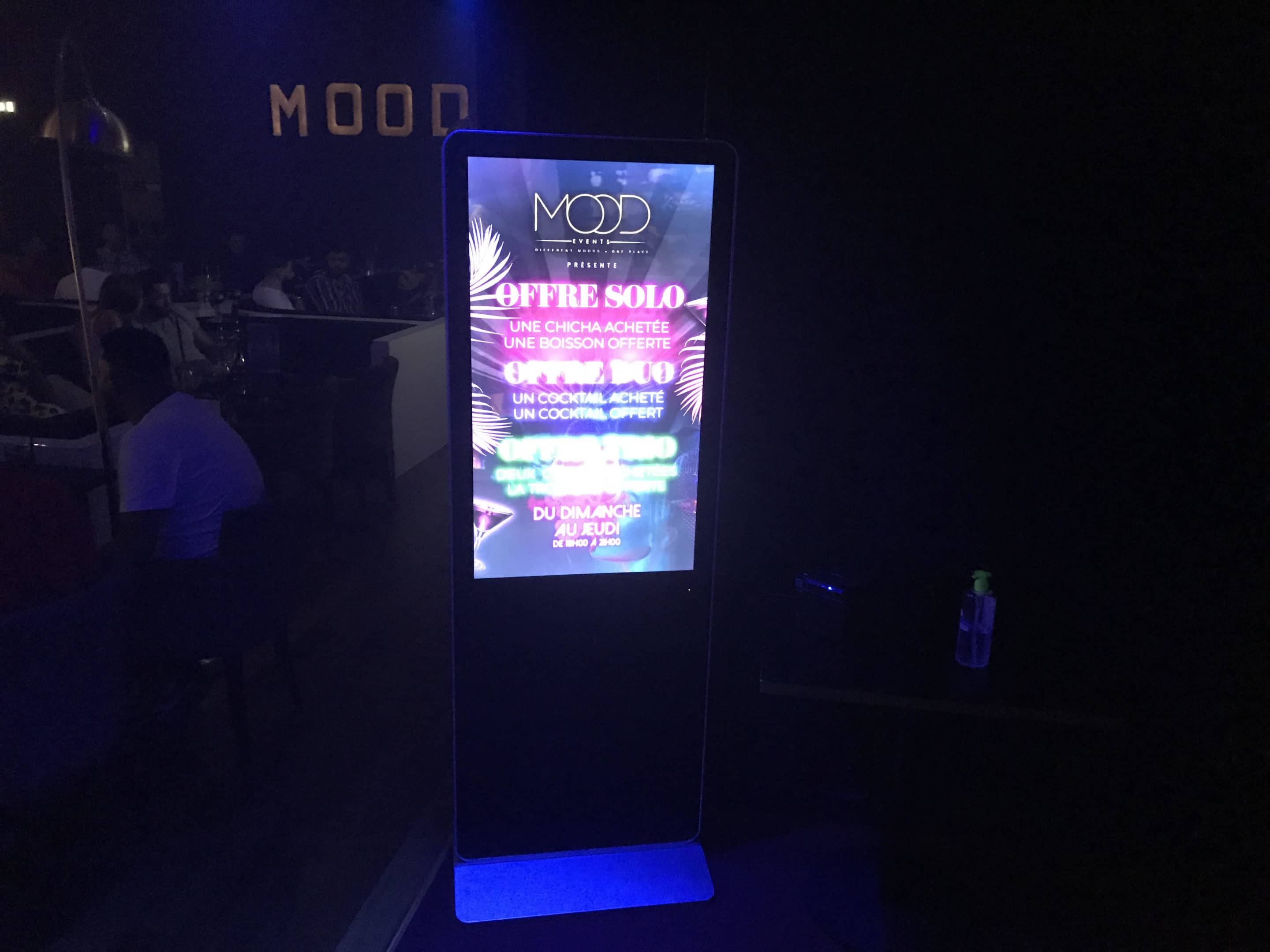 totem video - borne de commande client -mood Toulouse totem video - borne de commande client -mood Toulouse